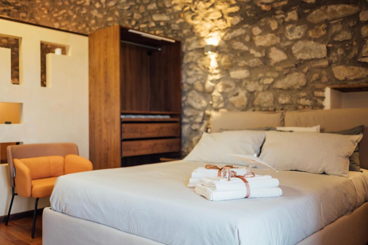 Vicolo72 Hotel Calitri ภายนอก รูปภาพ