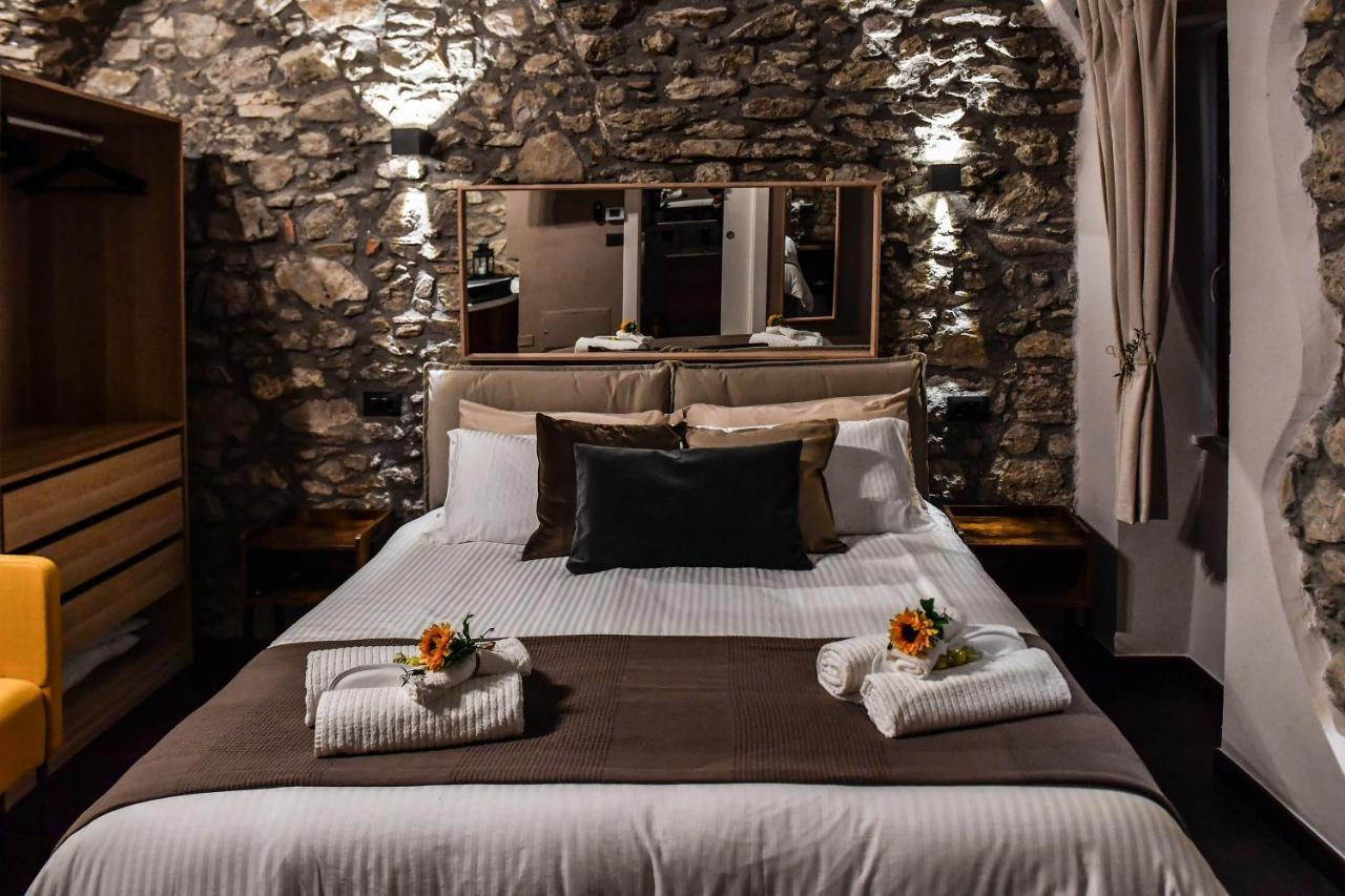 Vicolo72 Hotel Calitri ภายนอก รูปภาพ